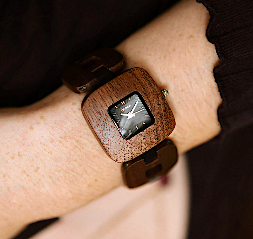 Walnut/Black